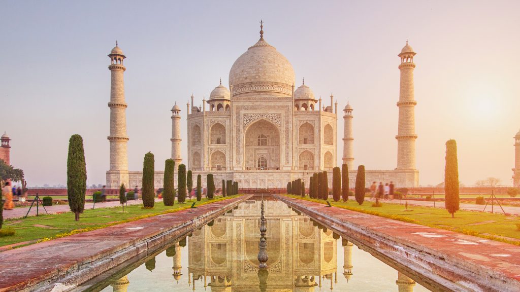 Taj Mahal In Agra India Istock 528476982.jpg