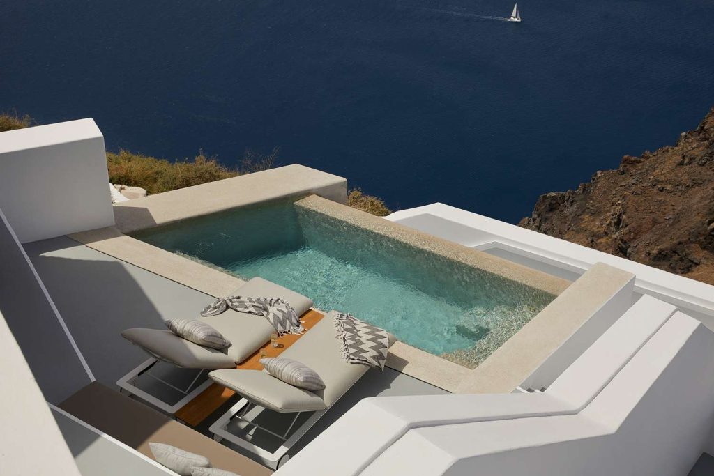 Tal Header Plunge Pool Infinity Suites Grace Hotel Santorini Gracejtr0824 949b837bc01f4cf3abbc599d9b81a301.jpg