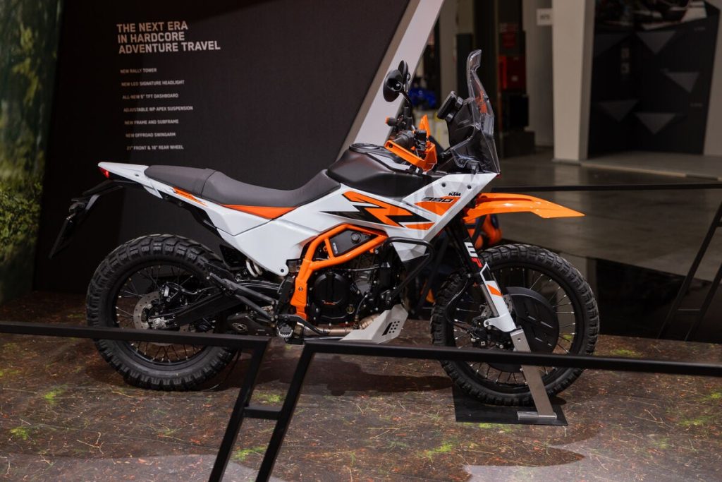 654156 My25 Ktm 390 Adventure R Eicma 2025 Ktm 390 Adventure R.jpg