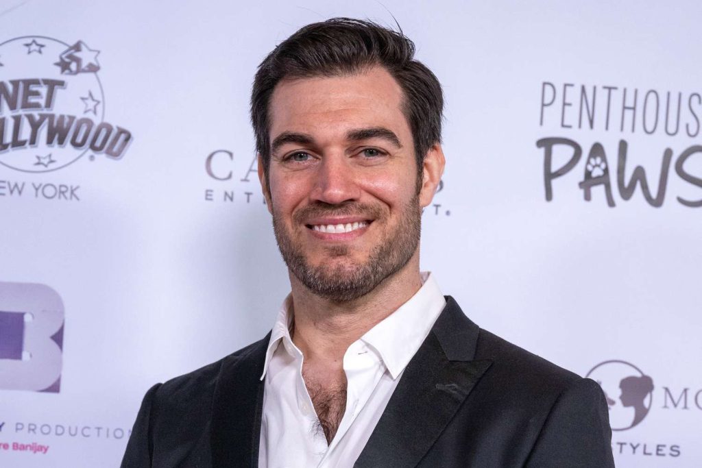 Evan Antin Vanderpump Dog Foundation Gala 111824 586b4500a89b47499690c71e297ca880.jpg